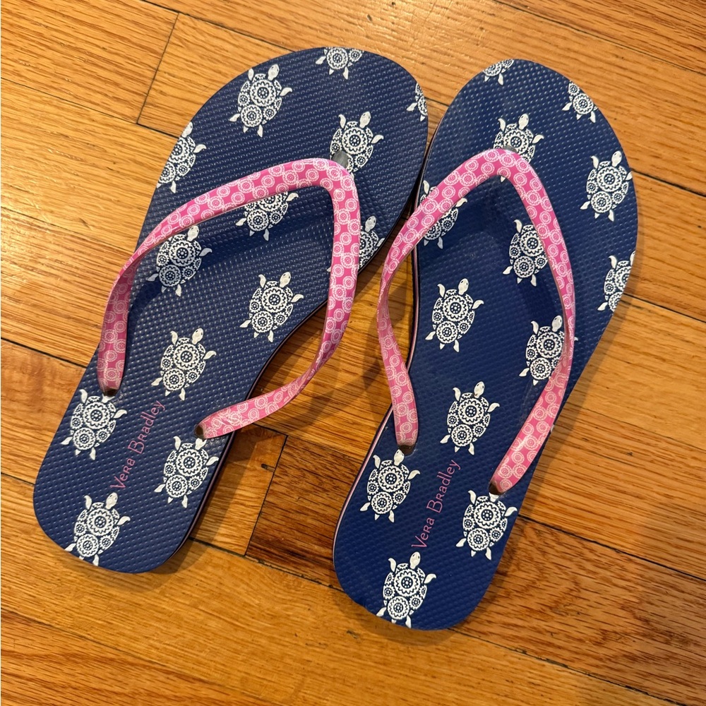 Vera Bradley flip flops